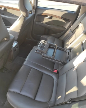 Volvo XC 70 cena 81000 przebieg: 143000, rok produkcji 2015 z Małogoszcz małe 121